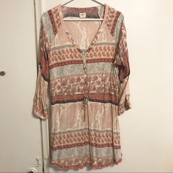 O'Neill Dresses & Skirts - O’Neill 3/4 dress pink and cream paisley